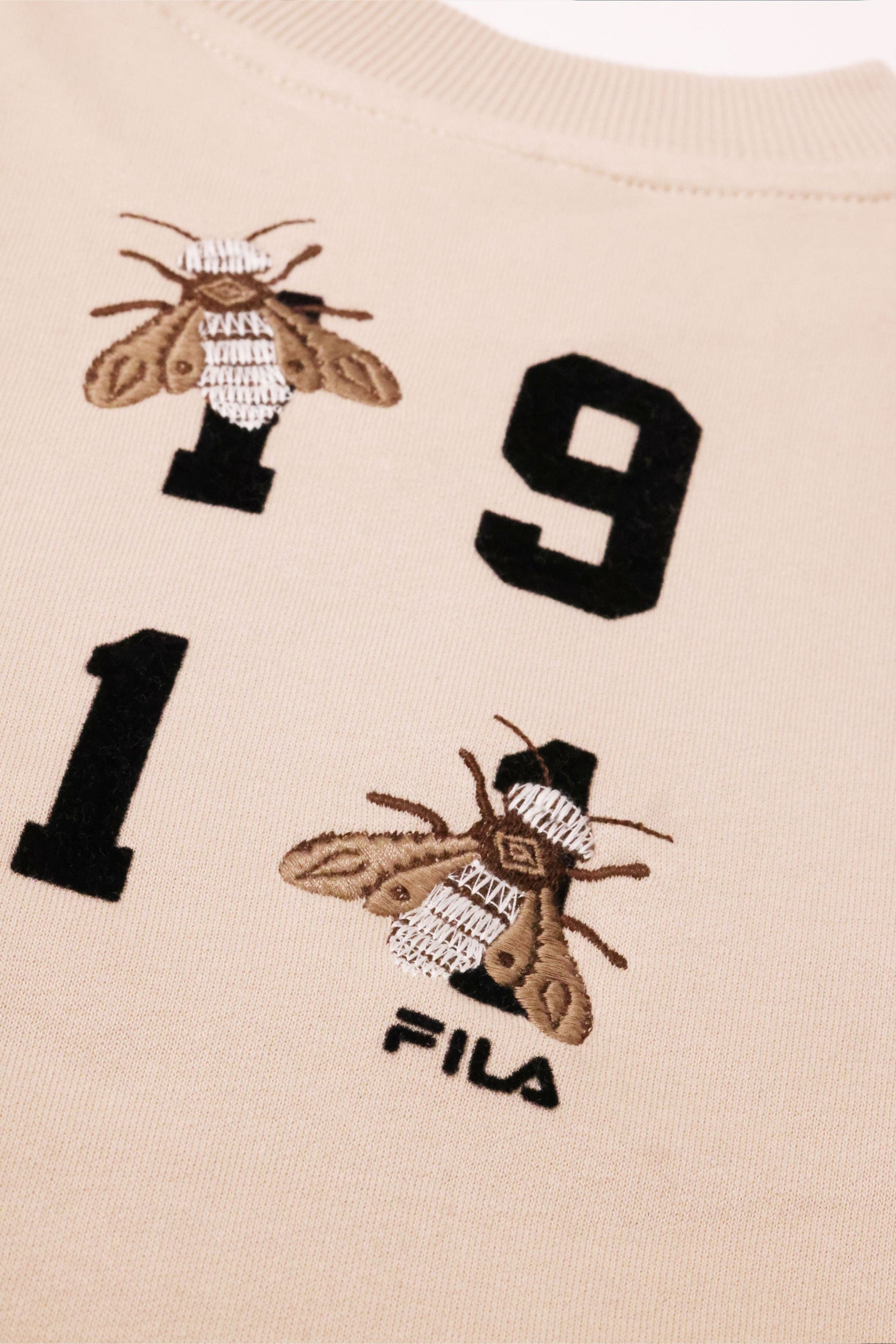 חליפת טרנינג FILA דו גוונית עם הדפס לוגו לילדים BEIGE / 2Y