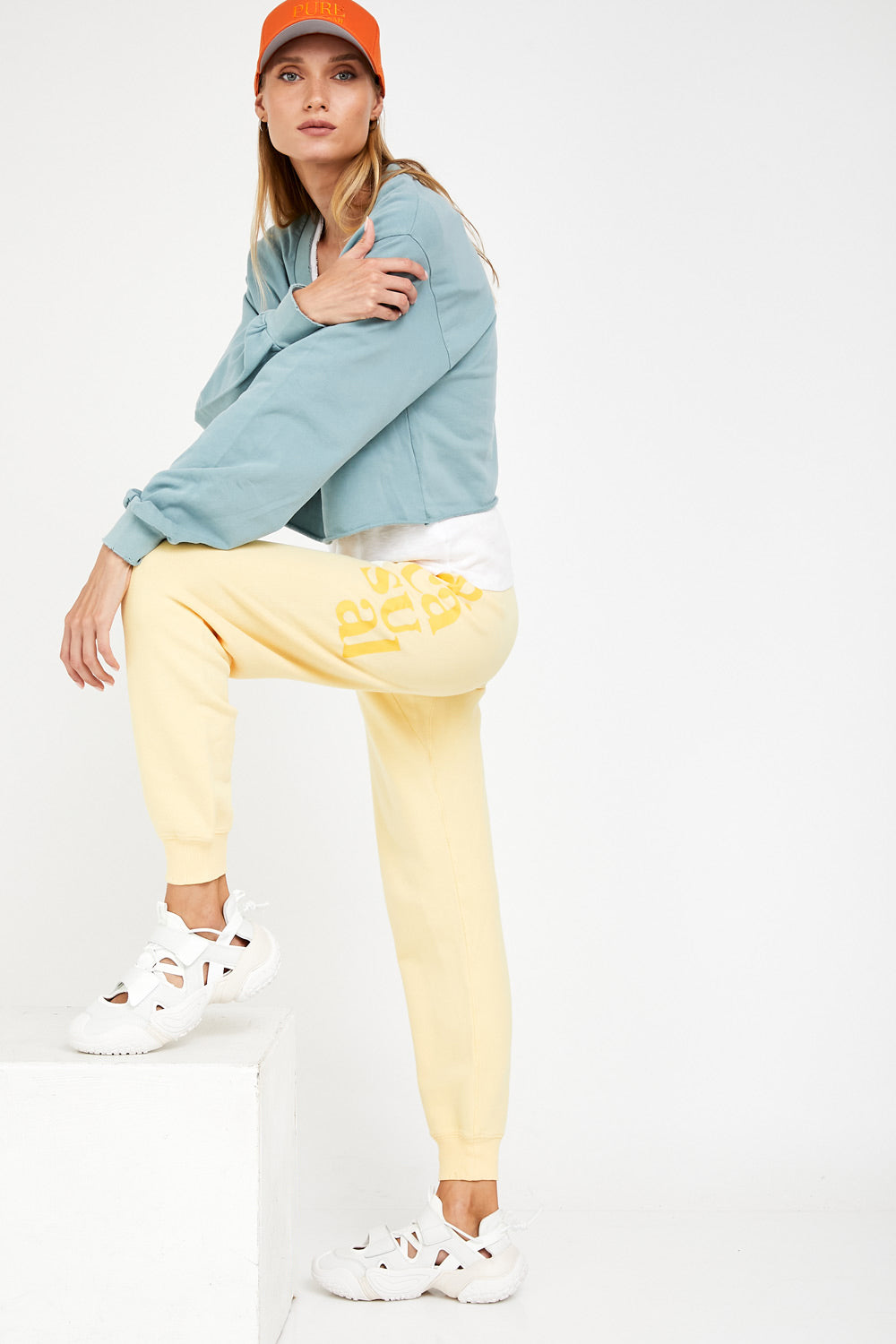 קרופ טופ pure ירוק סלאדין