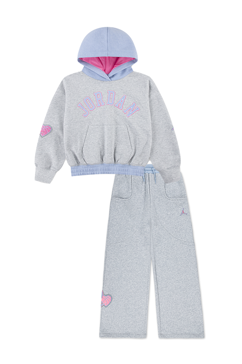 חליפת טרנינג JORDAN עם לוגו גדול וכיתוב מעוצב לילדות