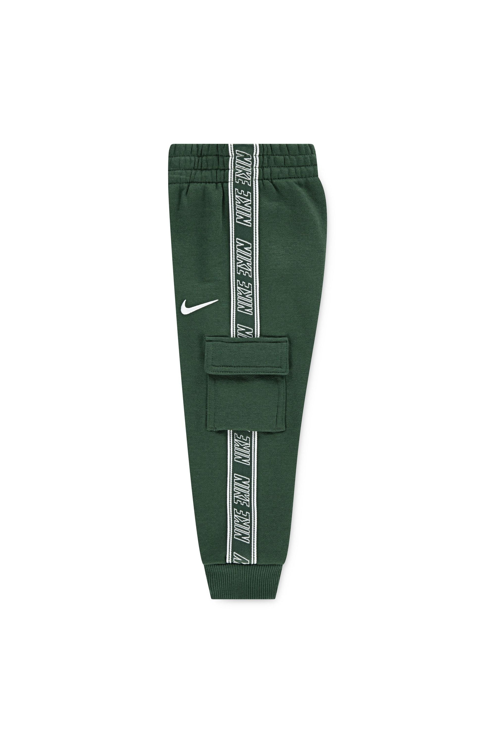 חליפת טרנינג NIKE קפוצ'ון ופסי לוגו לבנים לילדים Green / 2Y