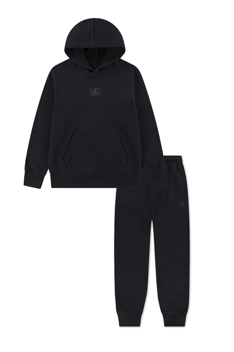 חליפת טרנינג JORDAN שחורה עם לוגו עדין לילדים