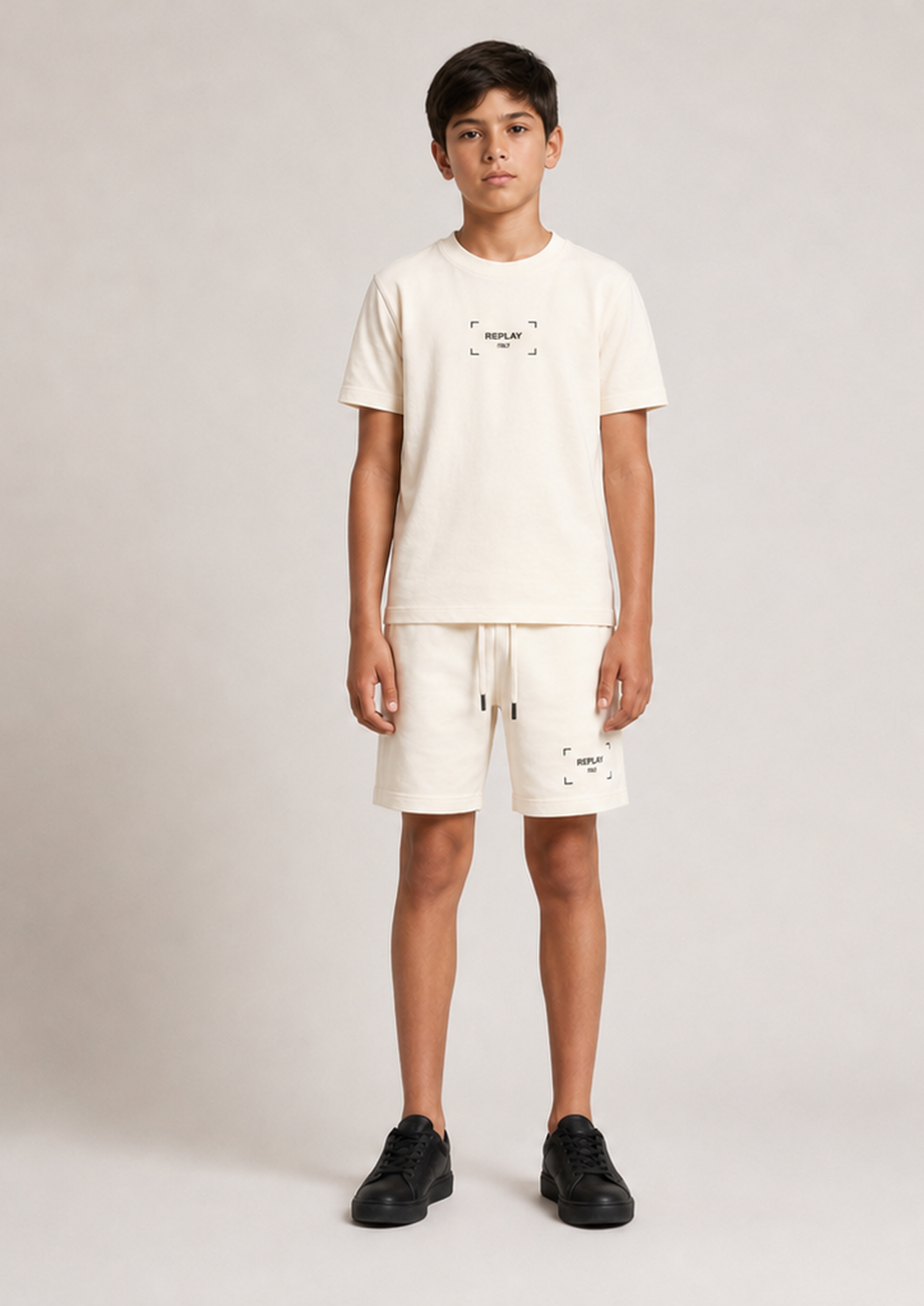 REPLAY boys off white rply embroidered set front