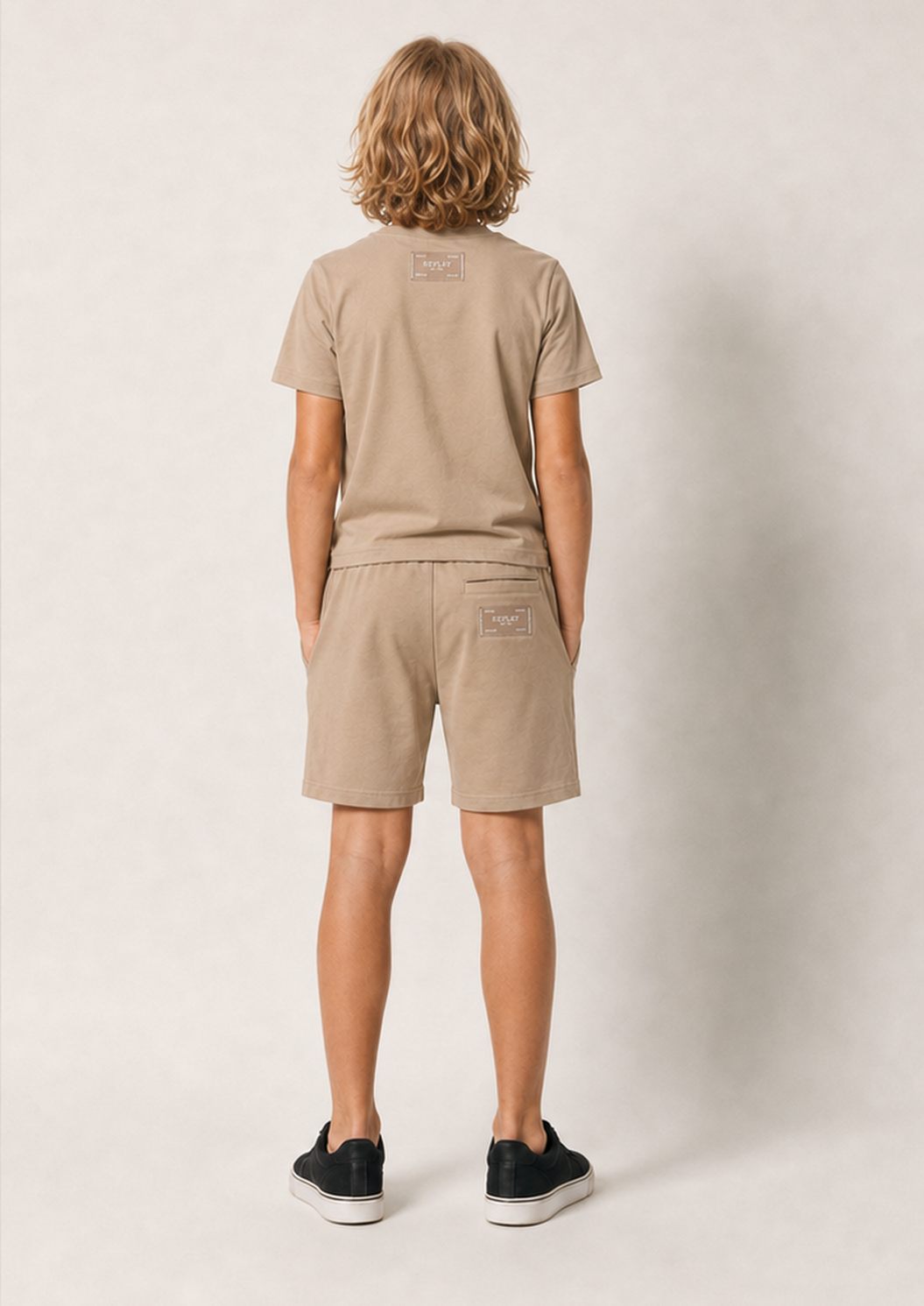 REPLAY boys taupe italy logo set back