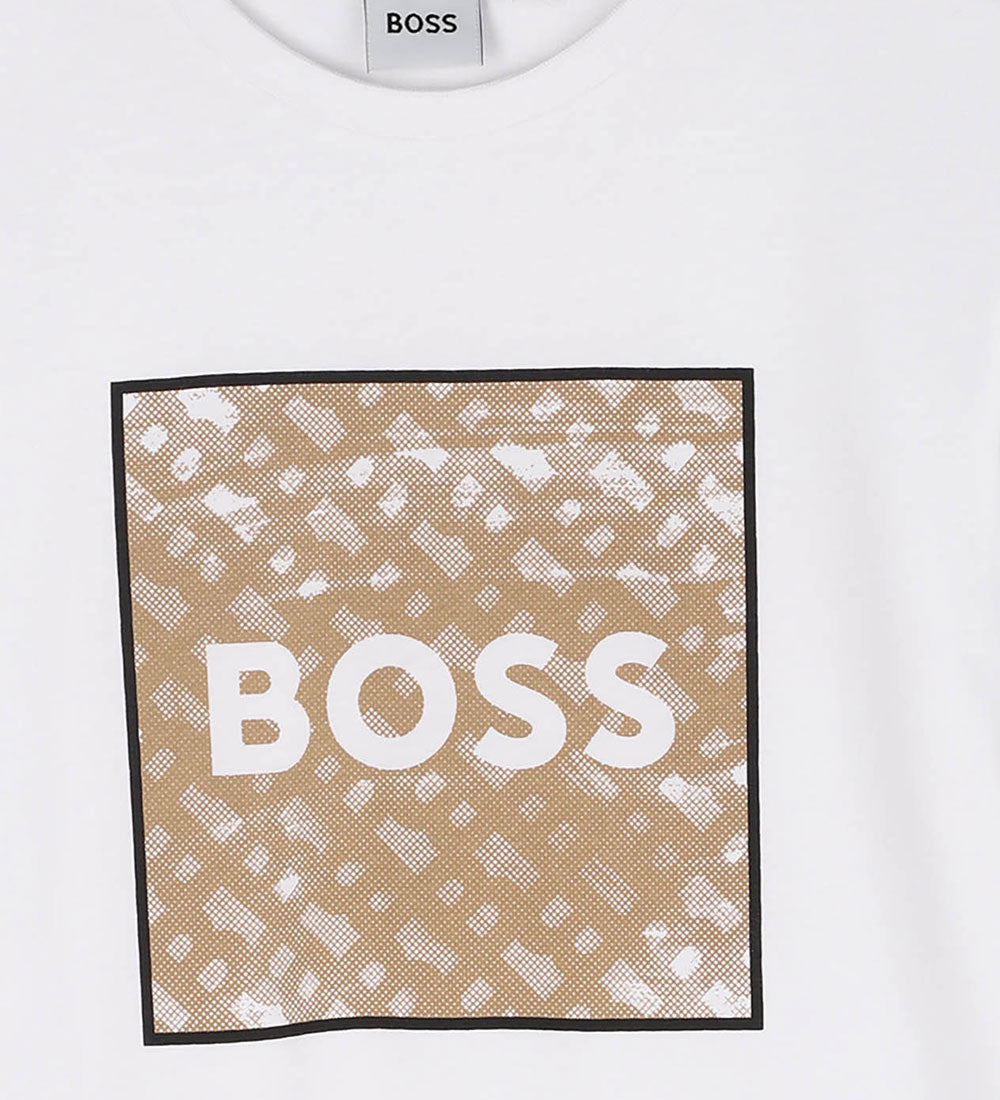 חולצת BOSS לוגו ריבוע גדול WHITE / 4Y