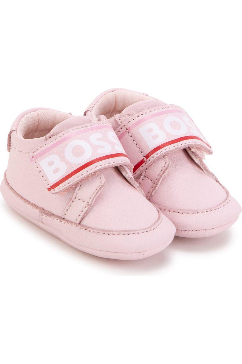 נעלי טרום הליכה BOSS סגירת סקוץ' לתינוקות