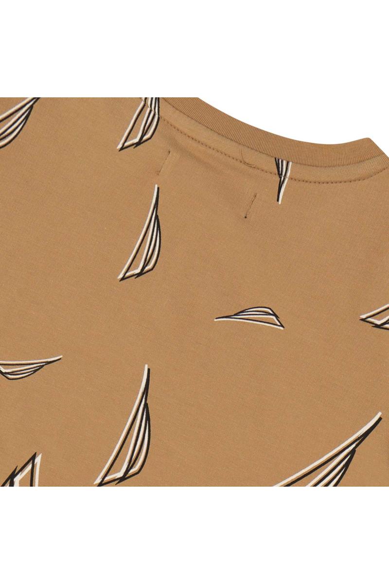 חולצת טישירט NAUTICA הדפס לוגו מלא לילדים BROWN / 2Y