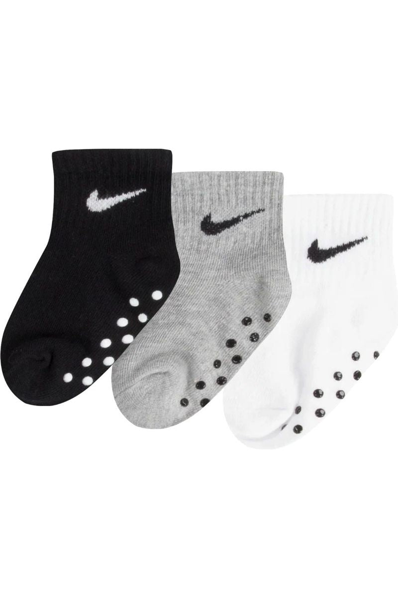 שלושה זוגות גרבי קרסול NIKE לילדים