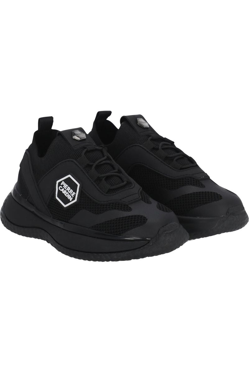 נעלי סליפ און PIERRE CARDIN לוגו בצד לילדים