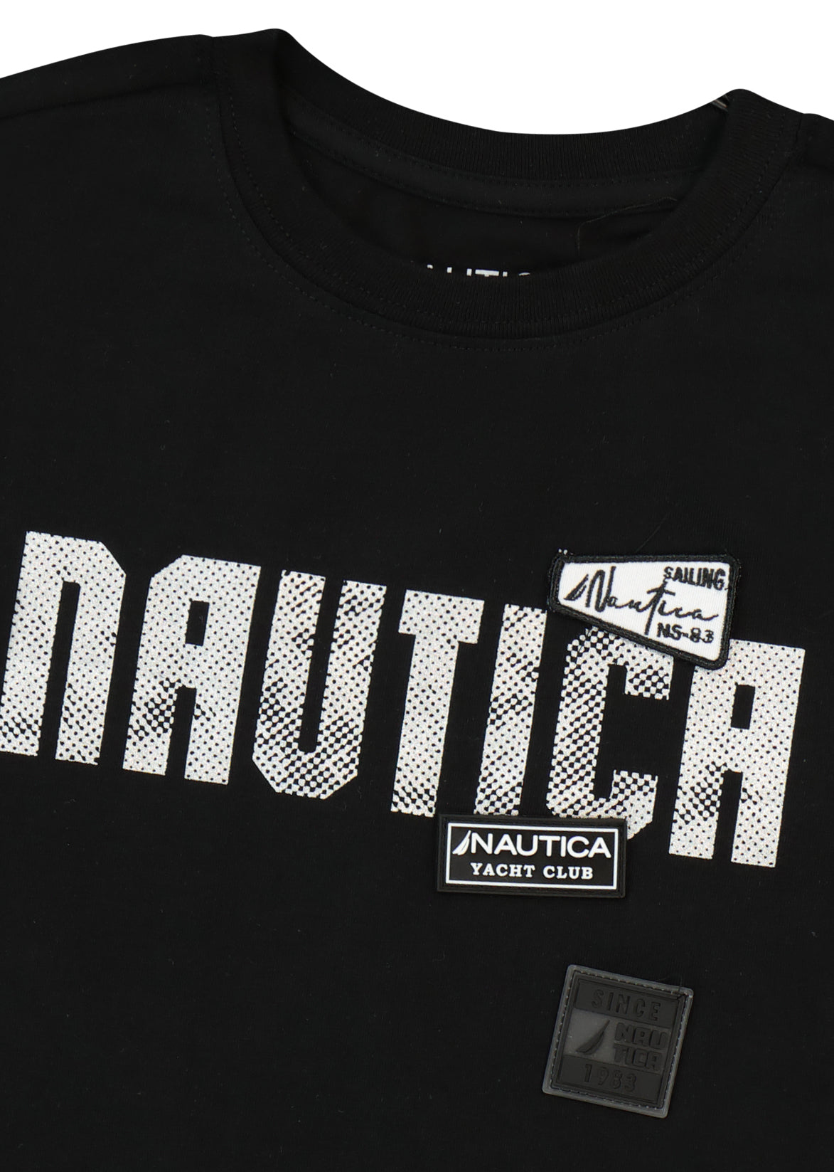 חולצת טישרט NAUTICA בדפוס ניווט גרפי לילדים BLACK / 2Y